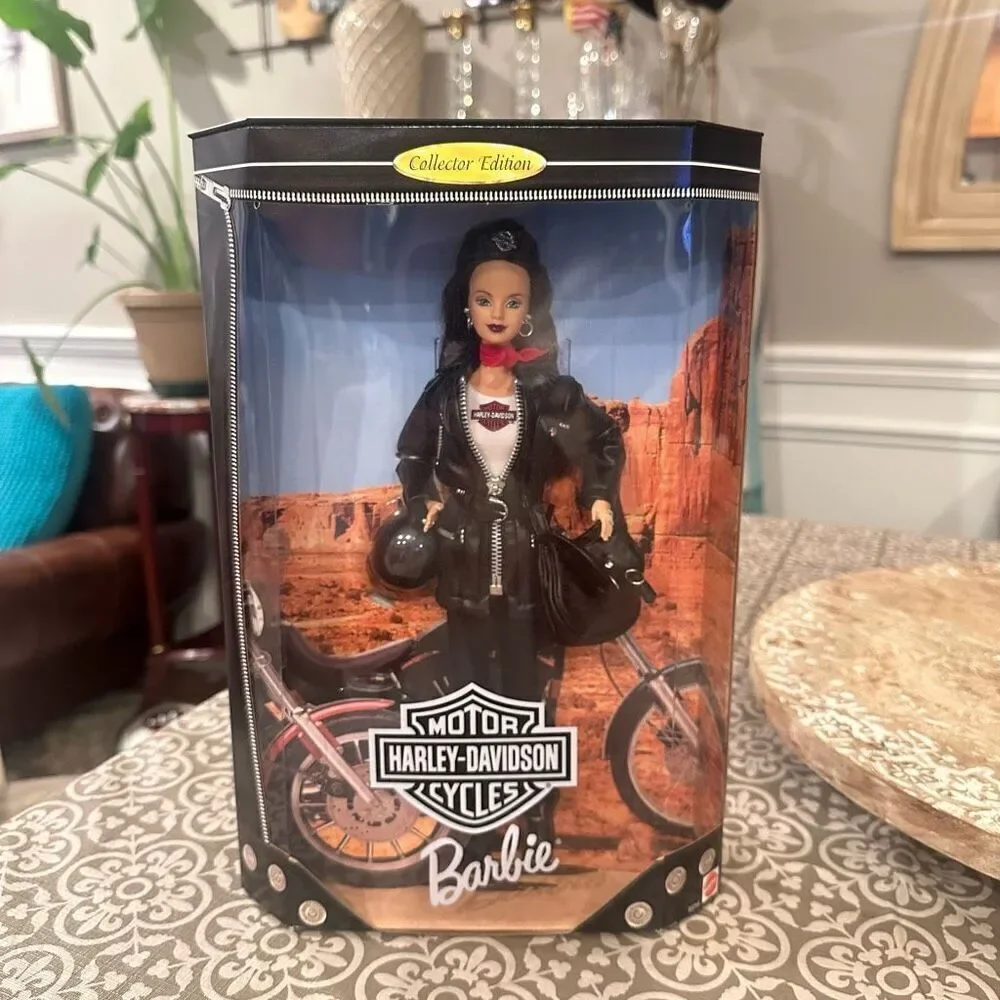Harley Davidson x Mattel 1998 Collector’s Edition Vintage Rider Barbie NEW‎